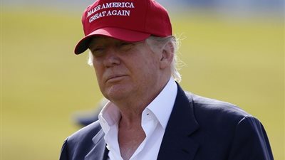 ترامب يوظف متطوعين لمراقبة مراكز الاقتراع
