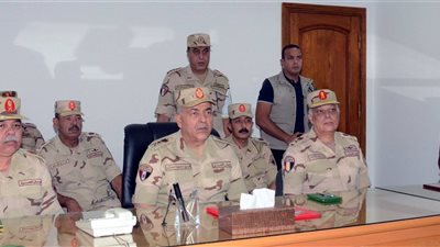 رئيس الأركان يشهد إحدى المراحل الرئيسية لمشروع تكتيكي