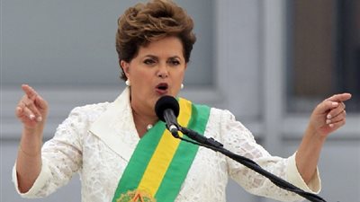 عزل رئيسة البرازيل ديلما روسيف من منصبها