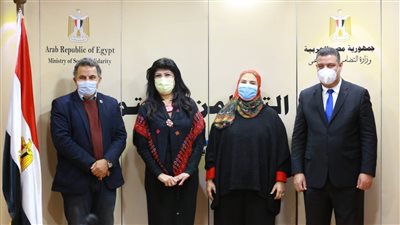 «التضامن» تدعم 10 من خريجي «ابتكار خانة» بـ300 ألف جنيه