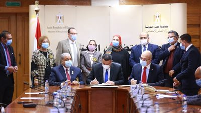 منصة إلكترونية لتقديم الخدمات لأصحاب الحرف اليدوية وتوفير فرص عمل