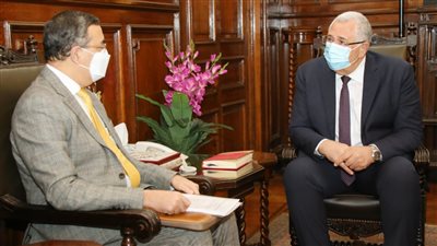 وزير الزراعة يبحث مع السفير الهندي سبل دعم وتعزيز التعاون المشترك