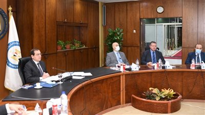 30 مليار جنيه استثمارات لتطوير شركات البترول خلال 2022-2023