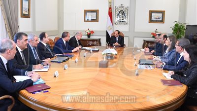 السيسى يجتمع بالوزراء لبحث توفير جميع السلع الغذائية واستقرار الأسعار قبل 