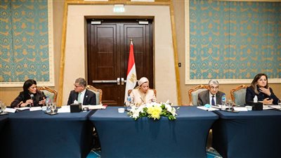 مصر تبحث مع بريطانيا التحضير المشترك لمؤتمر المناخ المقبل بشرم الشيخ