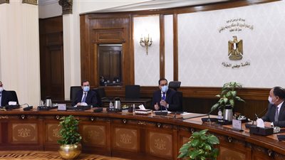 تخفيض المديونية المستحقة لوزارة البترول على «المالية» إلي 92 مليار جنيه 