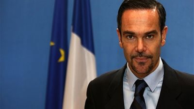 فرنسا تندد بتكثيف الجيش السوري هجماته في حلب