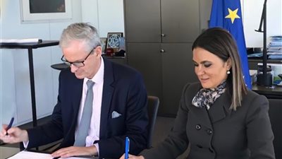 مصر توقع اتفاقيتين مع الاتحاد الأوروبى بـ 135 مليون يورو