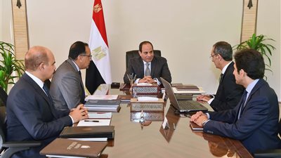 السيسي يوجه بالتوسع في إنشاء مجمعات للإبداع التكنولوجي