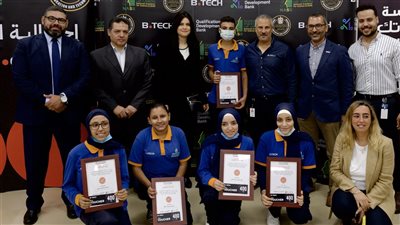 بي تك تحتفل بتحقيق طلاب مدرستها للتكنولوجيا التطبيقية مبيعات بـ 2.7 مليون جنيه