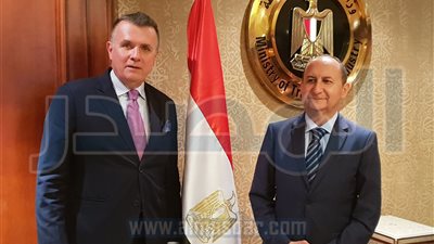 وزير الصناعة يبحث زيادة استثمارات الشركات السويدية فى مصر