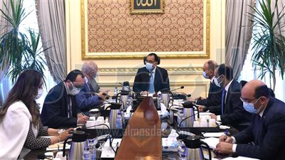 مدبولي يوجه بمضاعفة الجهود لتعظيم الاستفادة من «اقتصادية قناة السويس»