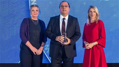 بنك HSBC يفوز بجائزة الأفضل للحوكمة البيئية والإجتماعية في مصر