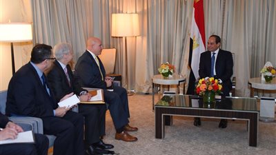 السيسى يبحث تعزيز التعاون المشترك مع مستشار الأمن القومى الأمريكى