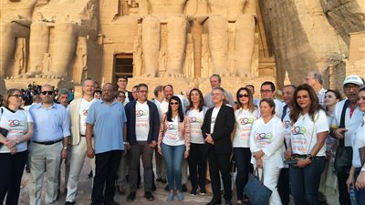 وزيرة السياحة تشارك فى احتفالات تعامد الشمس على وجه الملك رمسيس الثانى