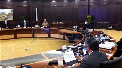 رئيس الوزراء يشدد على ضرورة الالتزام باشتراطات الوقاية من فيروس كورونا 