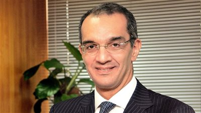 وزير الاتصالات يلتقي طلاب مبادرة بناة مصر الرقمية «DEBI»