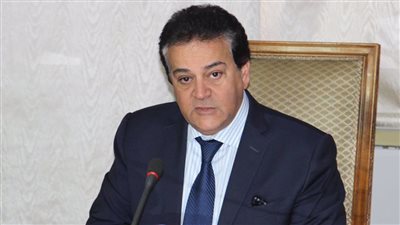 إعادة تشكيل اللجان المختصة بترشيح رؤساء الجامعات وعمداء الكليات