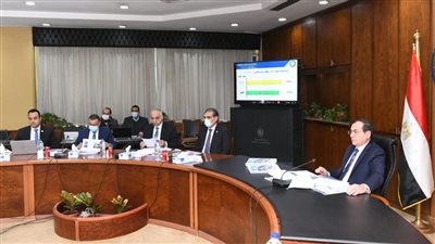 «الملا» يوجه بإقامة شراكات وتحالفات لتحقيق الاستغلال الأمثل للأصول