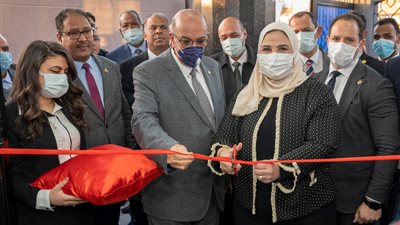 وزيرة التضامن تفتتح فرع طيبة لبنك ناصر الاجتماعي بمحافظة الأقصر