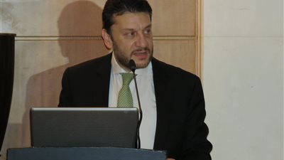 المالية: تحصيل 74 مليار جنيه إلكترونيا من الضرائب و77 مليارا بالمبيعات فى 2016