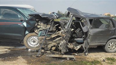 إصابة 8 أشخاص في حادث تصادم على الطريق الصحراوي بالمنيا