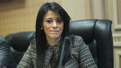 وزارة السياحة تعلن فتح موسم العمرة مبكرا لمنع التكدس