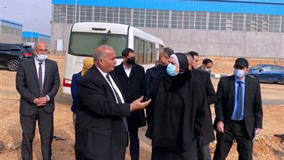 وزيرة التجارة: انتهاء انشاء 100 مصنع جلود بـ 2.5 مليار جنيه الشهر المقبل