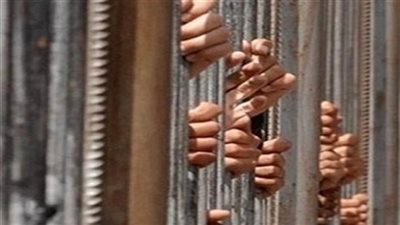 النيابة تأمر بحبس 5 عناصر من 