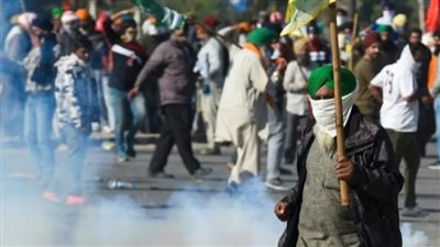 بعد احتجاجات المزارعين.. «تويتر» يحظر حسابات هندية بطلب من الحكومة