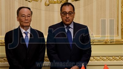 رئيس الوزراء يعقد جلسة مباحثات موسعة مع نائب الرئيس الصينى لتعميق الشراكة بين البلدين 