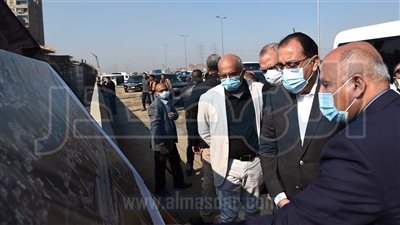 رئيس الوزراء يتفقد أعمال تطوير الطريق الدائري حول القاهرة الكبري