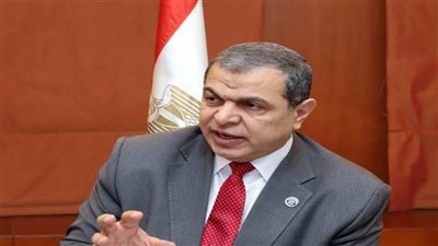 اتفاقية عمل جماعية يستفيد منها 236 عاملًا بشركة أسمنت بني سويف