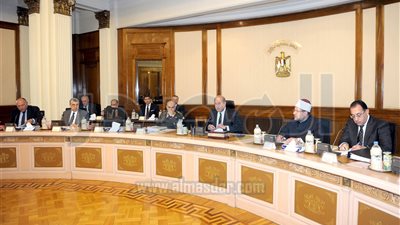 الحكومة توافق على قرارات جمهورية بتخصيص قطع أراض للمنفعة العامة