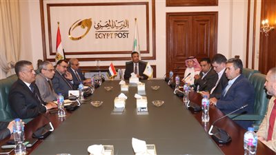رئيس البريد يبحث تعزيز التعاون مع شركة ناقل اكسبرس السعودية