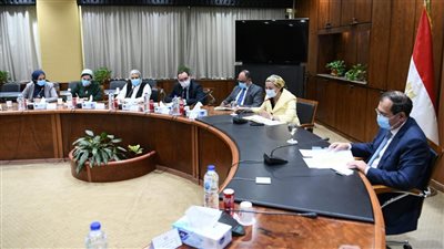 وزيرا البترول والبيئة يبحثان تنظيم فعاليات لخفض الكربون في مؤتمر COP27