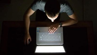 علاج الأمراض العقلية عبر الإنترنت