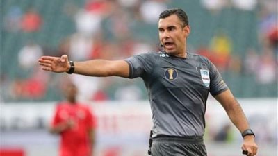 ماريو إسكوبار حكمًا لمواجهة الأهلي والدحيل في مونديال الأندية