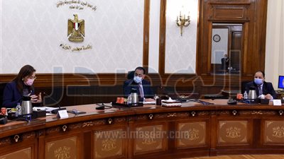 رئيس الوزراء يستعرض مقترح الخطة الاستثمارية لعام 2021-2022