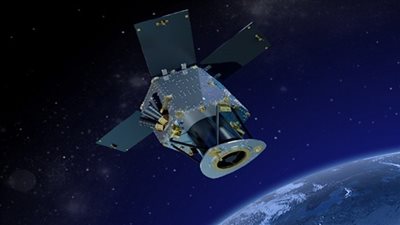 الإمارات تطلق القمر الصناعى 