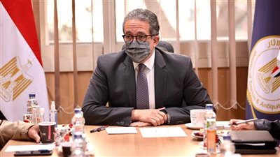«العناني» يتابع تشغيل الخدمات وفرص الاستثمار بالمتحف المصري الكبير