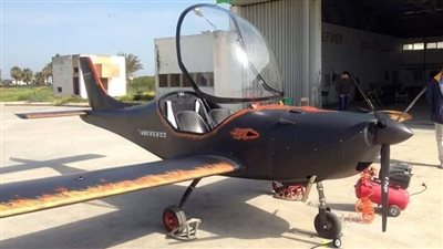 مصنوعة من ألياف الكربون.. نجاح اختبار طائرة تونسية الصنع بالكامل