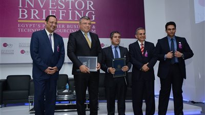 مجموعة لينك موبينيل تحصل على ترخيص 