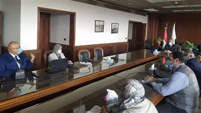 وزير الري يتابع استعدادات الانتقال للعاصمة الإدارية الجديدة