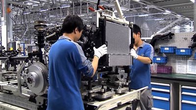 بطء وتيرة التوسع في نشاط الصناعات التحويلية في الصين 