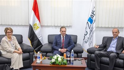 مباحثات مصرية كندية لإنشاء مشروع لسك العملة بالمنطقة الاقتصادية