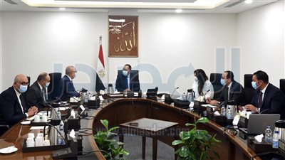 رئيس الوزراء يتابع مقترحات ربط القاهرة الخديوية بالمحاور المستحدثة والمطورة