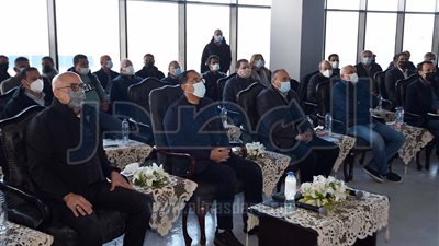 رئيس الوزراء يستعرض الموقف التنفيذى لمشروعات مدينة العلمين الجديدة