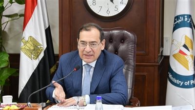 وزير البترول يعلن الاستحواذ على حصة «تويوتا» بالشركة المصرية للحفر البحري