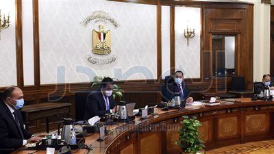رئيس الوزراء يتابع الموقف التنفيذي للجامعات الأهلية وآليات تمويلها